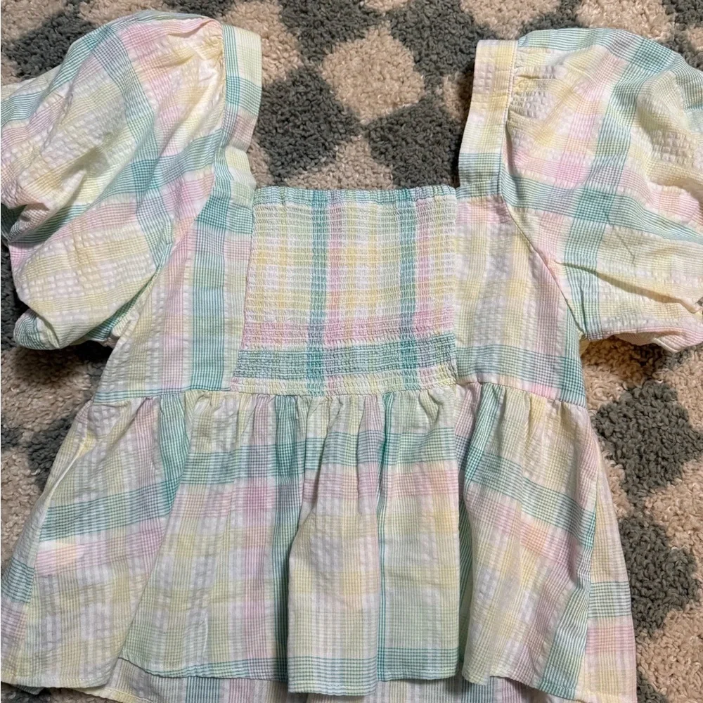 OLD NAVY NWT New With Tags Puff Sleeve Smocked Seersucker Babydoll Swing Blouse